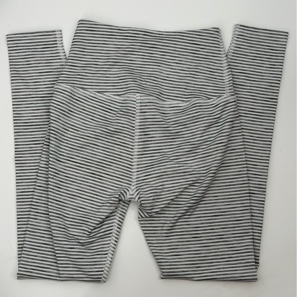 Beyond Yoga Gray Striped Leggings - Picture 3 of 3